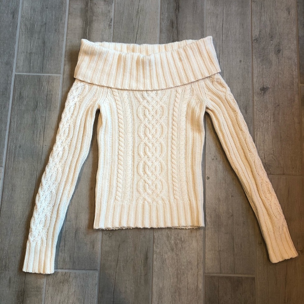 Abercrombie & Fitch Off the Shoulder Sweater